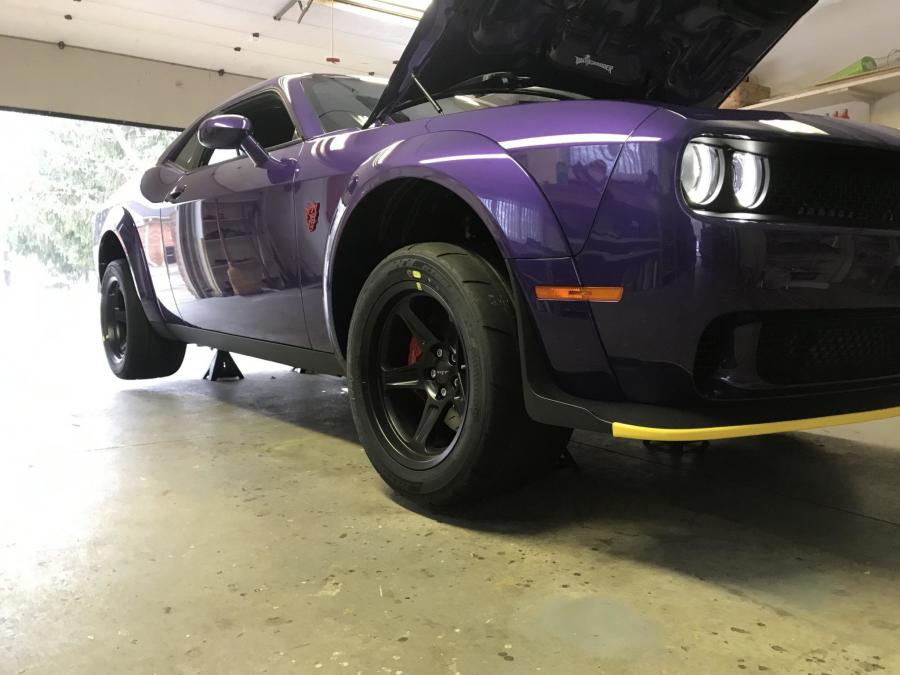 Детали экстерьера Dodge Challenger SRT Demon (LC) 2018 года  (фото 42 из 162)